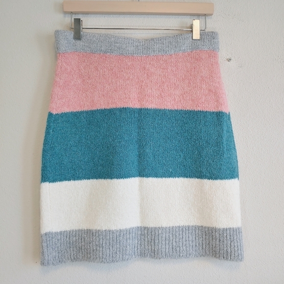 Lou & Gray for Loft Striped Knit Sweater and Mini Skirt Set Sz S Cozy Soft Fall - Picture 11 of 14